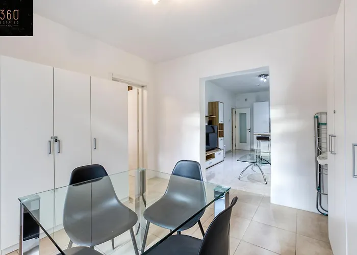 Spacious, In Paceville/st Julians By 360 Estates Saint Julian's