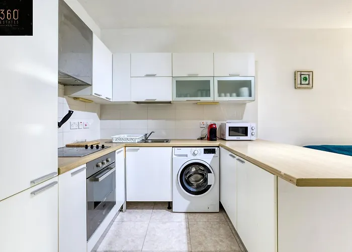 Spacious, In Paceville/st Julians By 360 Estates *