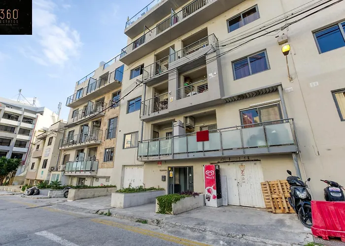 Spacious, In Paceville/st Julians By 360 Estates Saint Julian's